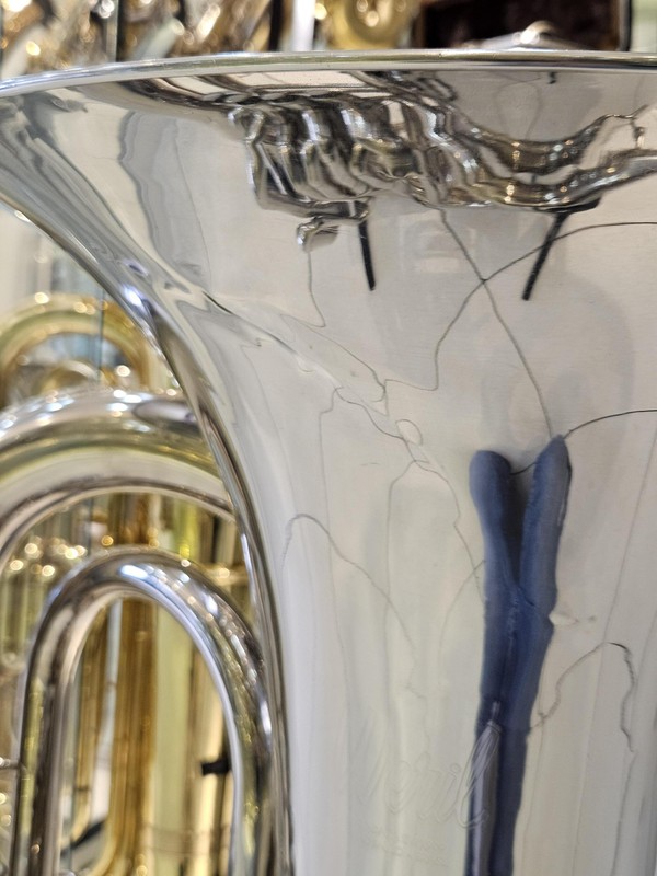 Tuba Weril J981 4/4 sinfônica- 4 pistos - usado