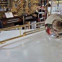 (Sib) Trombone Weril F670 Sib Seminovo Prata com detalhes ouro