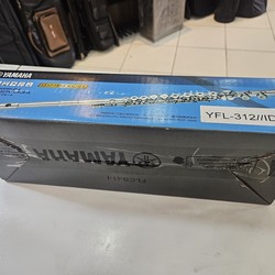 (Nova) Flauta Transversal Yamaha 312 - Cabeça de prata