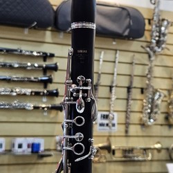 🎶 Clarinete Yamaha YCL-452 Sib 17 Chaves - Corpo Ébano/Chaves Prata (Usado)