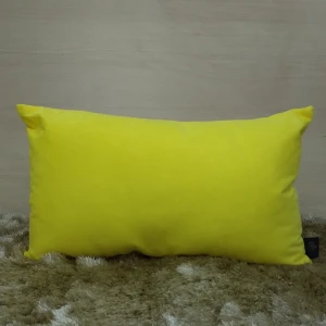 CAPA DE ALMOFADA SUEDE LISO 30 X 50 - AMARELO