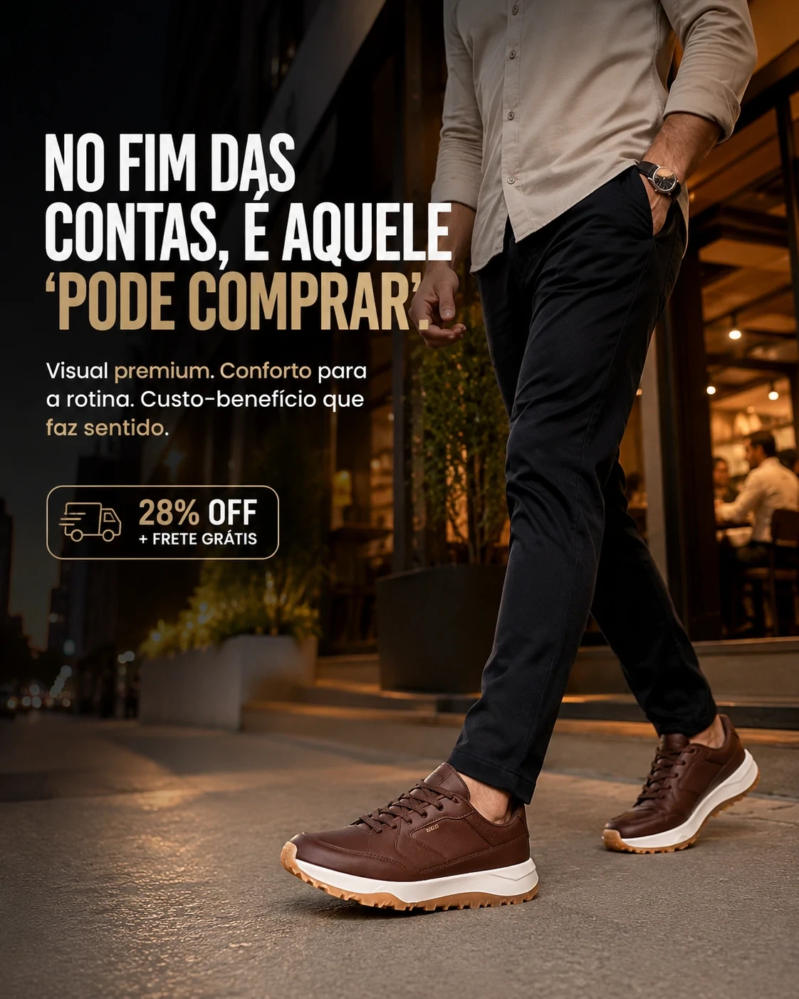 T&ecirc;nis casual masculino Elden E08 Ferr preto sendo usado em ambiente urbano