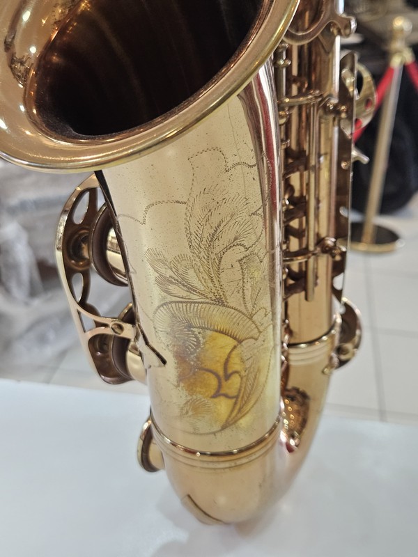 Sax Alto Dolphin usado + Revisado