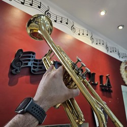 Trompete Jupiter JTR-300 Sib Laqueado Revisado