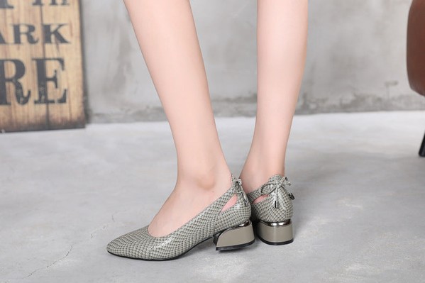 Sapato de Salto em Couro | Conforto Plus | Laís