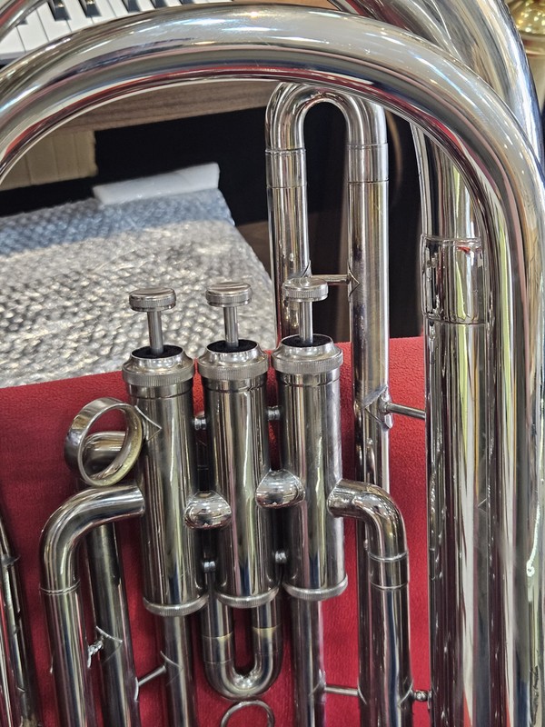 Tuba Maxtone 3/4 em sib - 3 pistos - usado