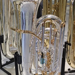 (NOVA) Tuba HS TB1 5/4 Sib Prata com Detalhes Ouro