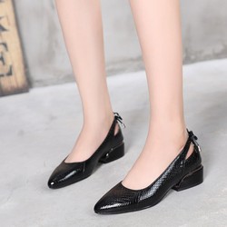 Sapato de Salto em Couro | Conforto Plus | Laís