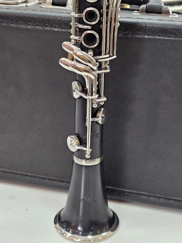 Clarinete Weril em Dó 17+1 Chaves - Revisado c/ Garantia