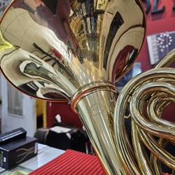 Trompa Conductor Fa/Sib M 3114 (Usada) - Campana Rosqueável