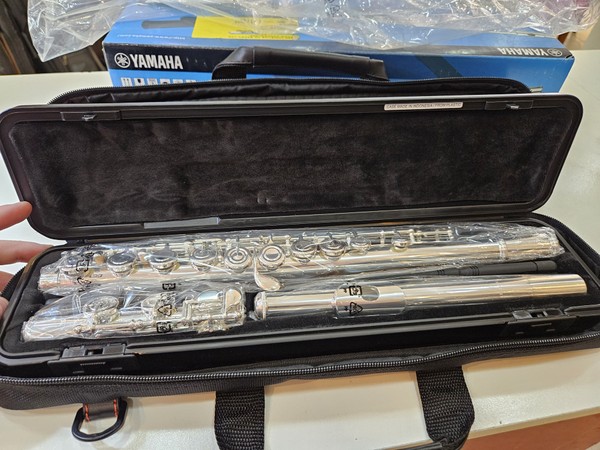 (Nova) Flauta Transversal Yamaha 312 - Cabeça de prata