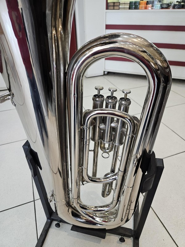 Tuba Weril J370 3/4 em sib - 3 pistos - usado