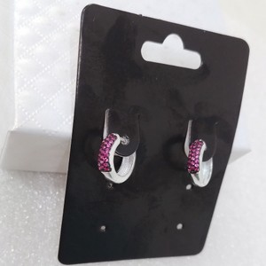 Brinco Argola Cravevejada Zircônias Rubi Click 1,2cm prata