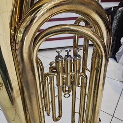 Tuba Eagle 3/4 em sib - 3 pistos - usado