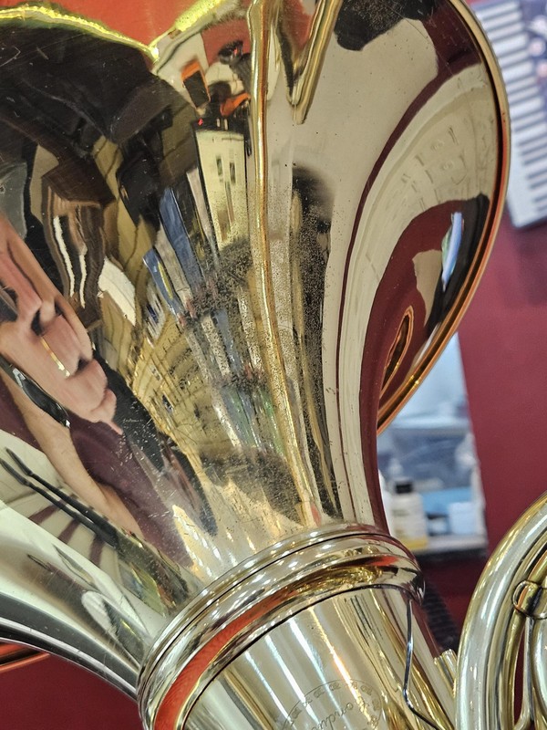 Trompa Conductor Fa/Sib M 3114 (Usada) - Campana Rosqueável