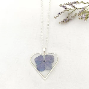 Colar Coração com Hortênsia - Coleção Amor em Flor