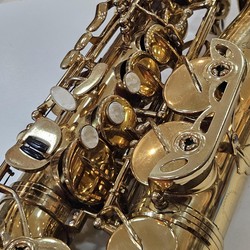 Sax Alto Hofma HSA400 Laqueado usado (Desgastes no banho)