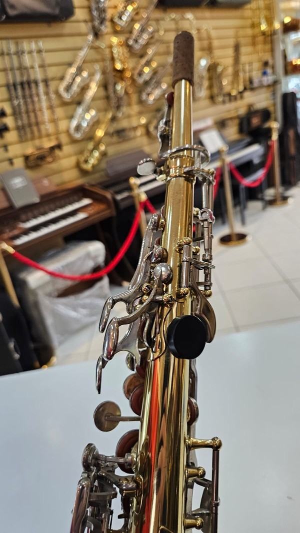 Sax Soprano Eagle SP 502 Sib - seminovo - laqueado com chaves niqueladas