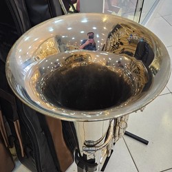 Tuba Armando Weingrill 3/4 em dó - 3 pistos - usado