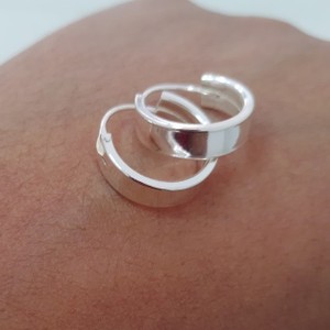 Brinco Argolinha Reta Lisa 1,5cm Prata 925