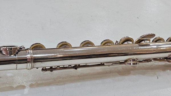 Flauta Transversal Yamaha YFL-211 Revisada