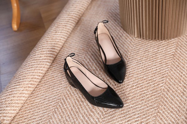 Sapato de Salto em Couro | Conforto Plus | Laís