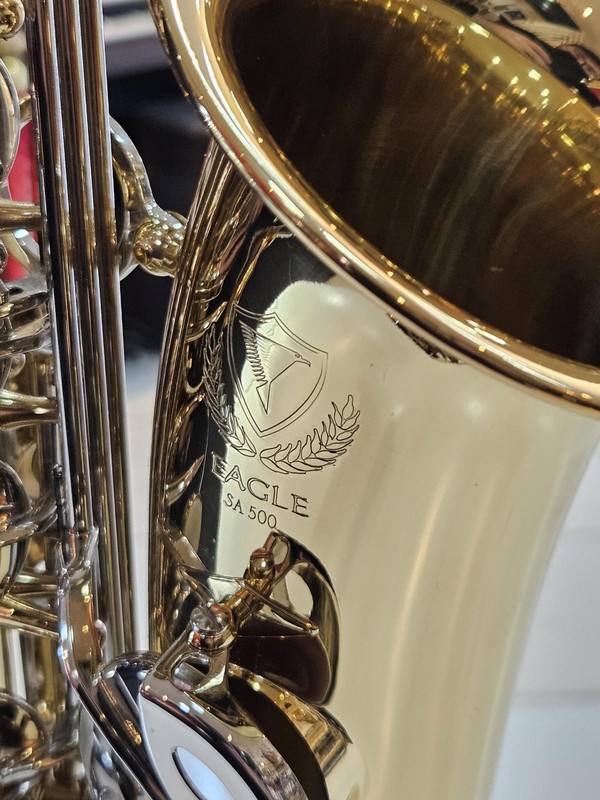 Sax Alto Eagle SA 500 Laqueado com Niquelado - Seminovo