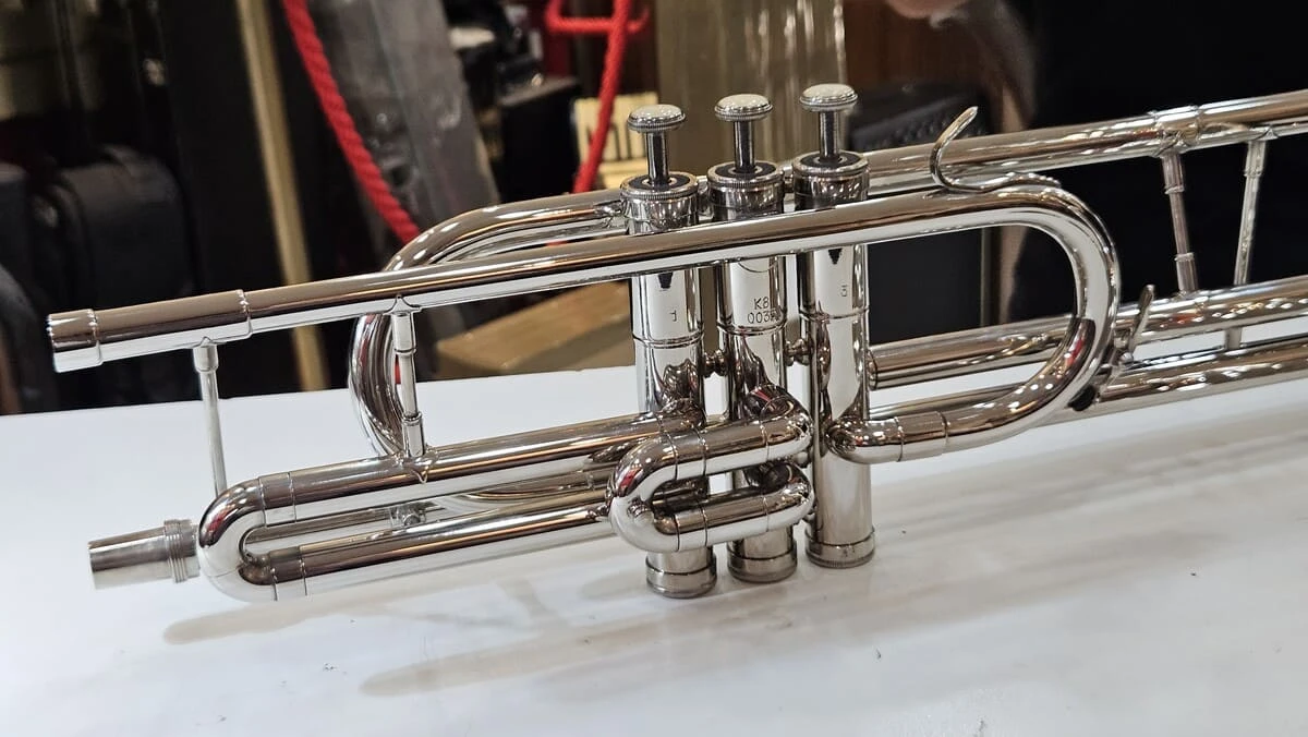 Miniatura Acabamento Niquelado 2