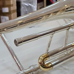 (Sib) Trombone Weril F670 Sib Seminovo Prata com detalhes ouro