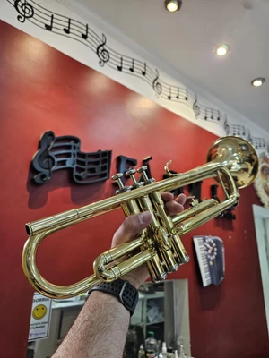 Trompete Jupiter JTR-300 Sib Laqueado Revisado