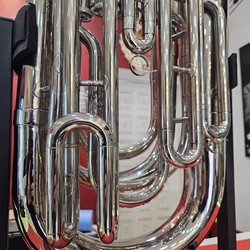 (USADA) Tuba Weril 4/4 em dó - 4 pistos