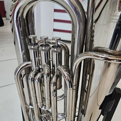 Tuba Weril J370 3/4 em sib - 3 pistos - usado