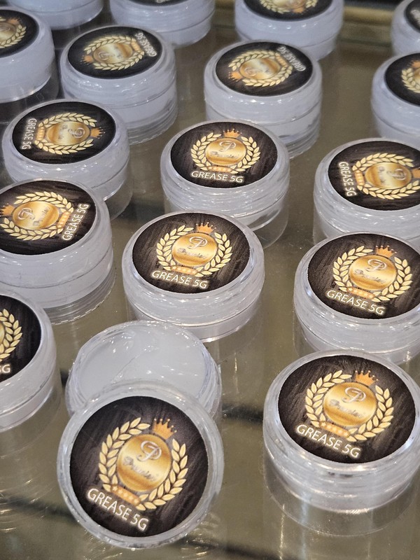 ✨ Grease Premier 5G para cortiças e pompas