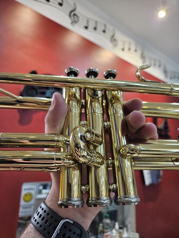 Trompete Jupiter JTR-300 Sib Laqueado Revisado