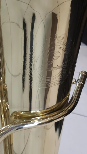 (Seminova) Tuba Premier 3/4 em sib - 3 pistos