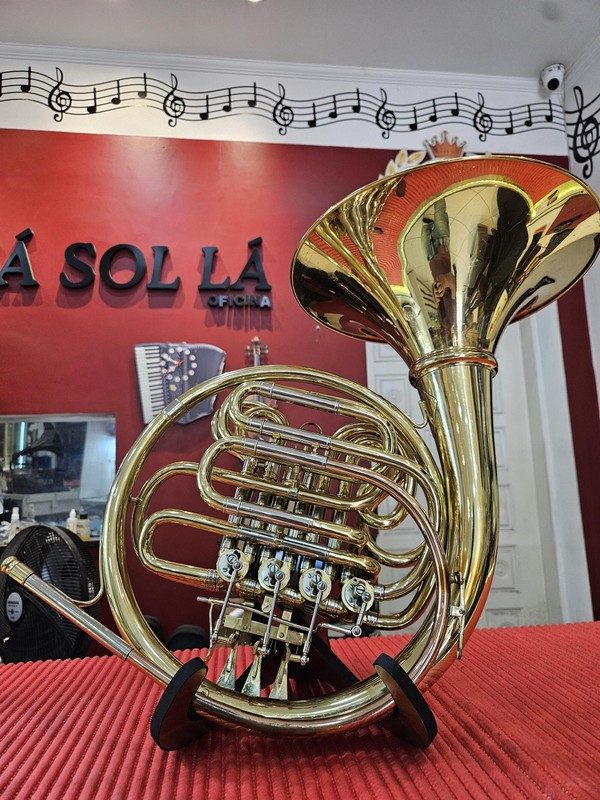 Trompa Conductor Fa/Sib M 3114 (Usada) - Campana Rosqueável