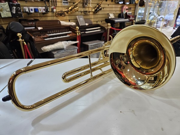 (Sib) Trombone curto Sib Jahnke NOVO dourado