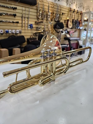 (Dó) Trombone Weril Brasil Curto Usado