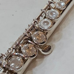 Flauta Transversal Yamaha YFL-211 Revisada