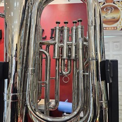 (USADA) Tuba Weril 4/4 em dó - 4 pistos