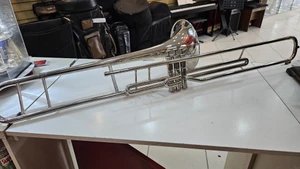 (Sib) Trombone Weril Longo Usado