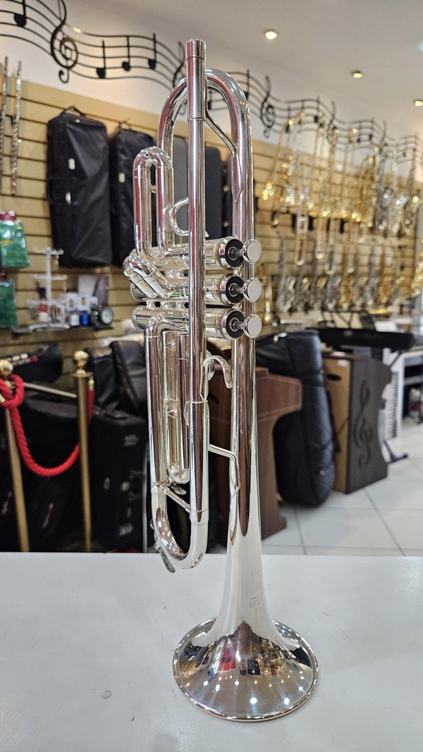 Trompete Weril ET1071 Sib - Prata - Seminovo