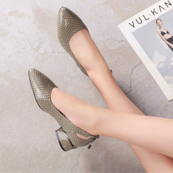 Sapato de Salto em Couro | Conforto Plus | Laís