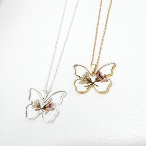 Colar Borboleta com Flor