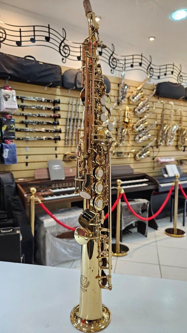 Sax Soprano Eagle SP 502 Sib - seminovo