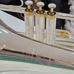 (Sib) Trombone Weril F670 Sib Seminovo Prata com detalhes ouro