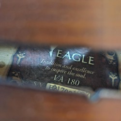 Viola de arco Eagle 42cm usada, ajustada (Som Encorpado) + Estojo e Arco!