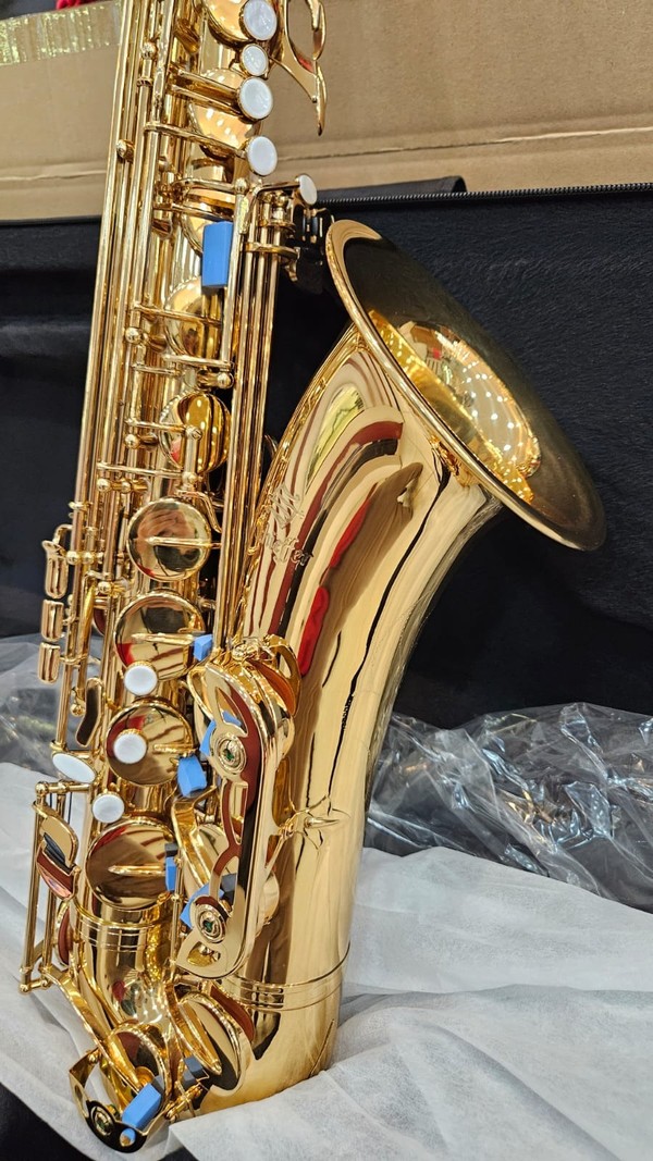 Sax Tenor Schieffer Novo Dourado Laqueado + NF e Garantia