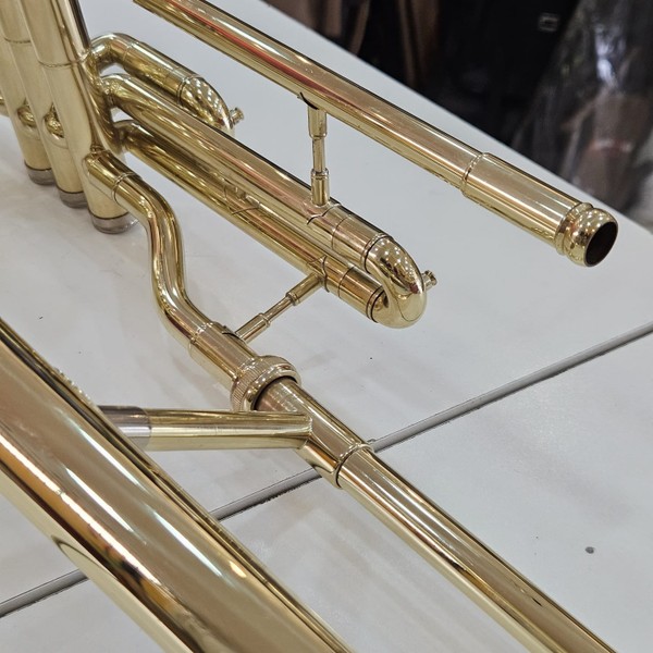 (Sib) Trombone Schieffer Seminovo/Revisado FÁ-SOL-LÁ!