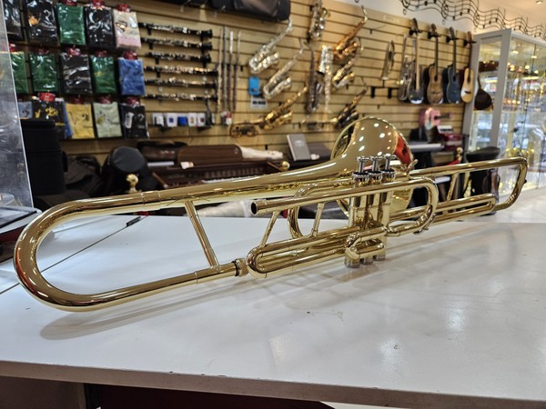 (Sib) Trombone curto Sib Jahnke NOVO dourado